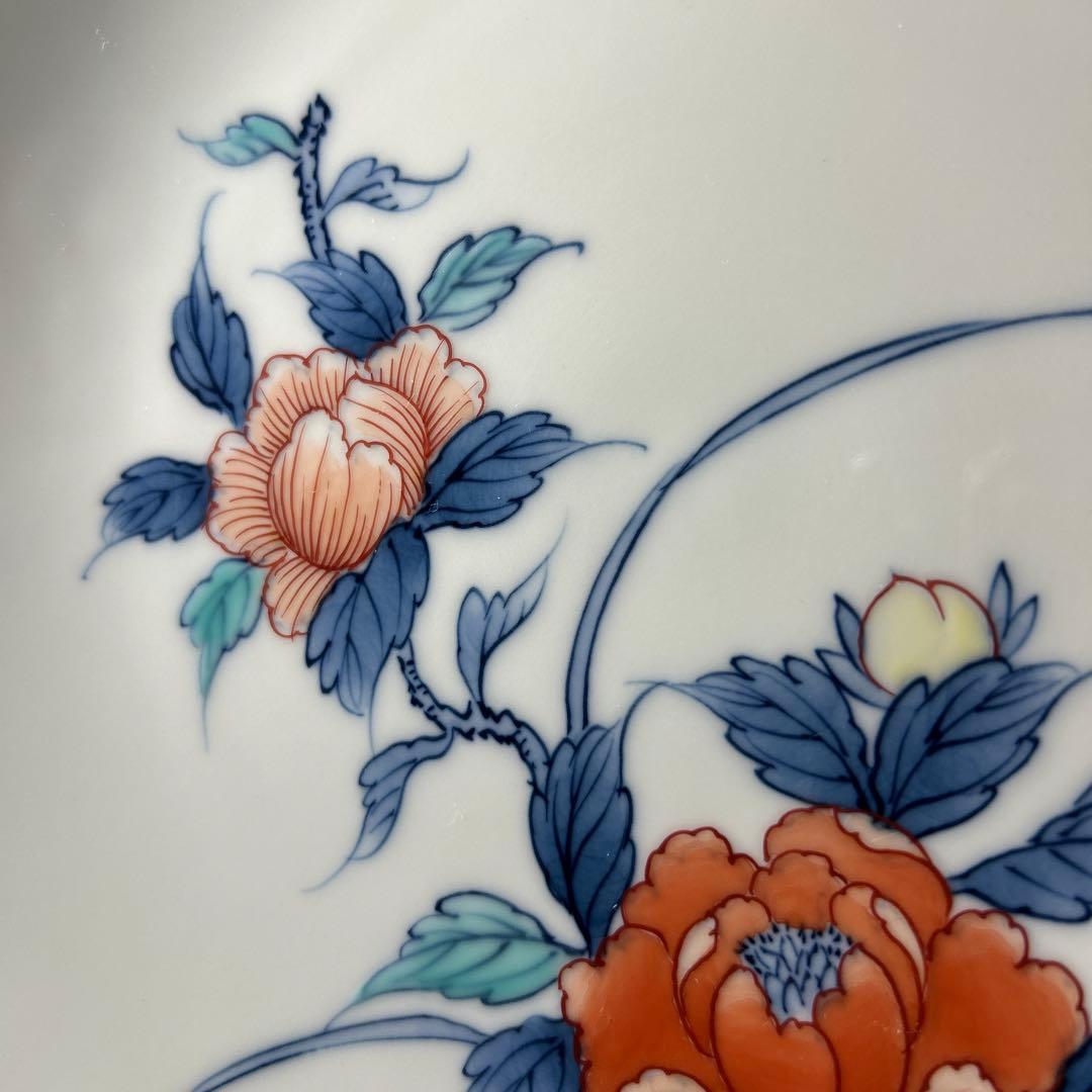 山泉　色鍋島焼　花柄の白磁皿　かざり皿　伝統工芸士　　年代物