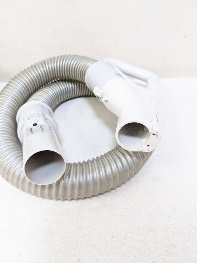 TOSHIBA 東芝 VC-PF7A-L 2018年製 紙パック式掃除機