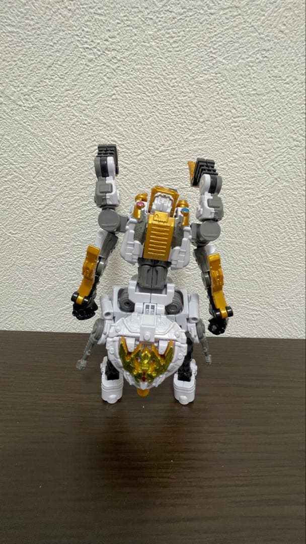 ミニプラ　キングオージャー