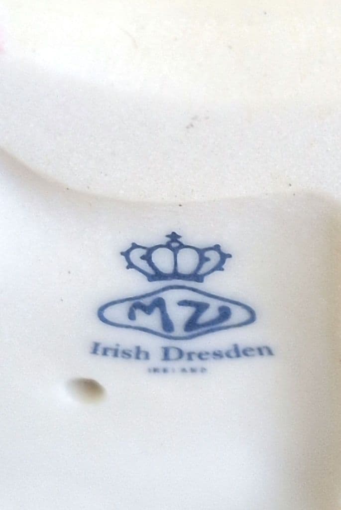 アイリッシュドレスデンの2015年限定 干支フィギュリン（羊）