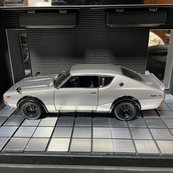 新品　 京商 1/18 日産 スカイライン 2000GT-R(KPGC110)