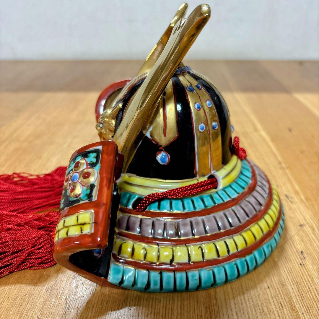 九谷焼　友山窯　金彩　6号兜・緑彩　鎧兜　兜　縁起物