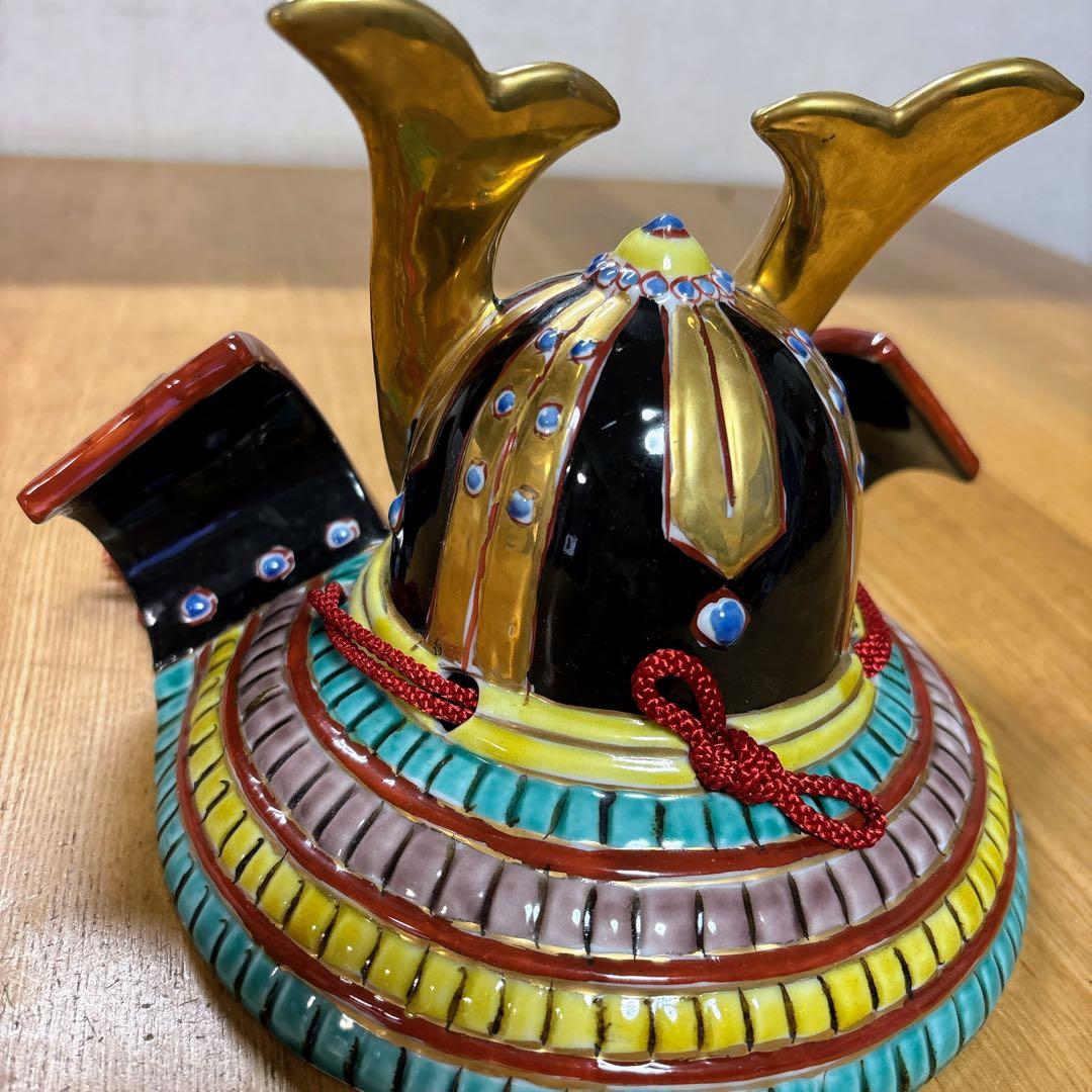 九谷焼　友山窯　金彩　6号兜・緑彩　鎧兜　兜　縁起物