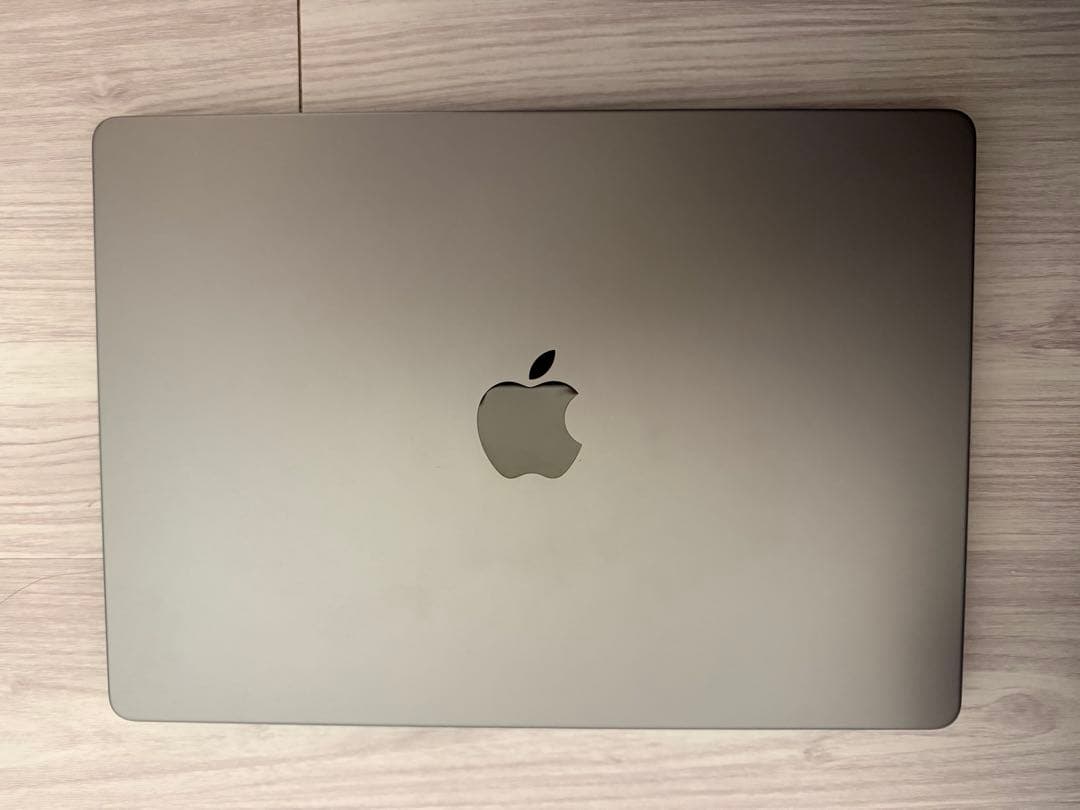 MacBook Pro 14インチ 16GBユニファイドメモリ512GB SSD