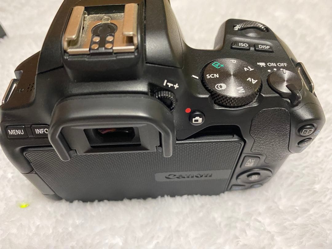 Canon EOS Kiss X10 本体 ダブルズームキット