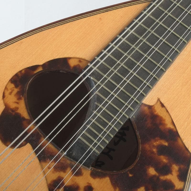 石川捷二郎　マンドリン　ハードケース・ピック付　V　9959A