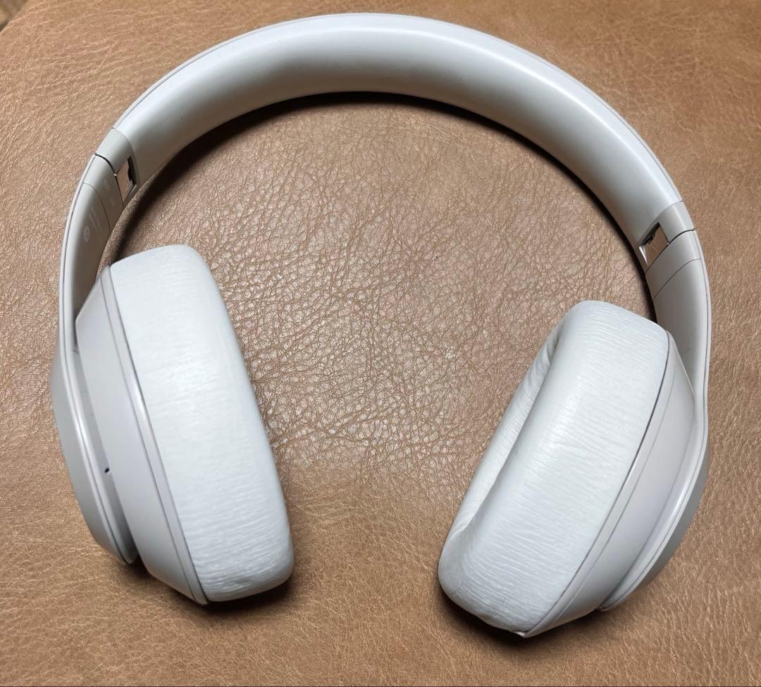 Beats Studio Pro サンドストーン - ワイヤレスヘッドフォン