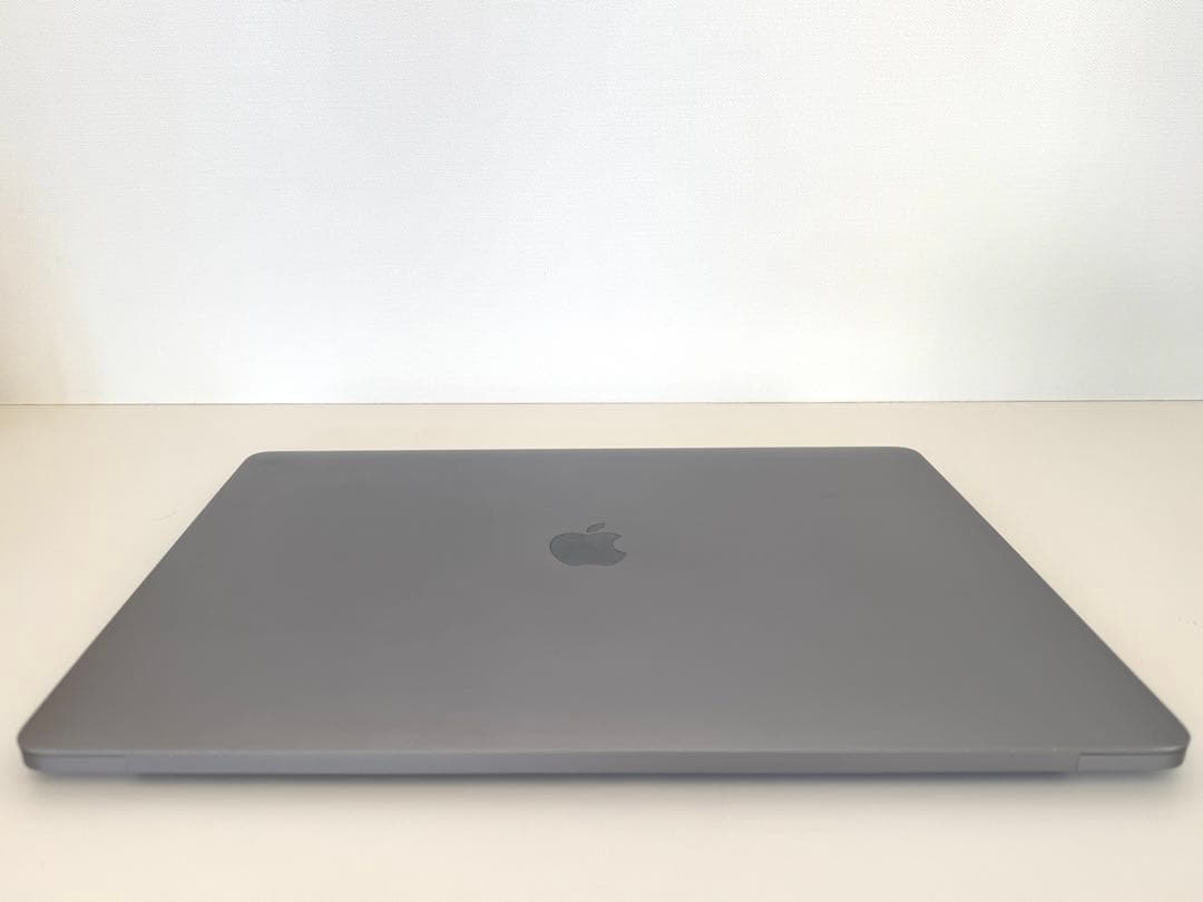 MacBook Pro 2018 15インチ A1990 i9 32GB