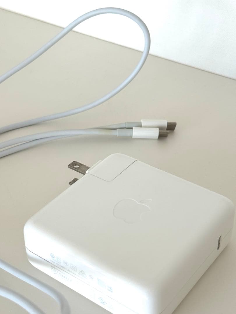 MacBook Pro 2018 15インチ A1990 i9 32GB