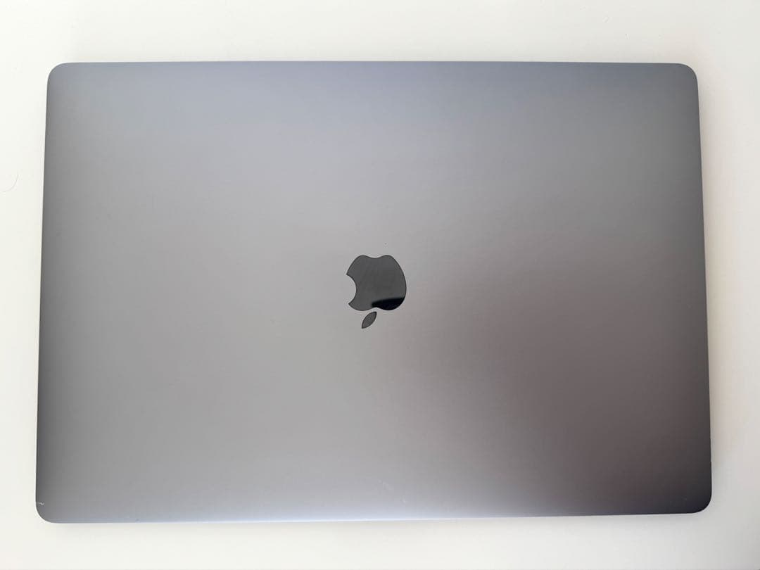MacBook Pro 2018 15インチ A1990 i9 32GB