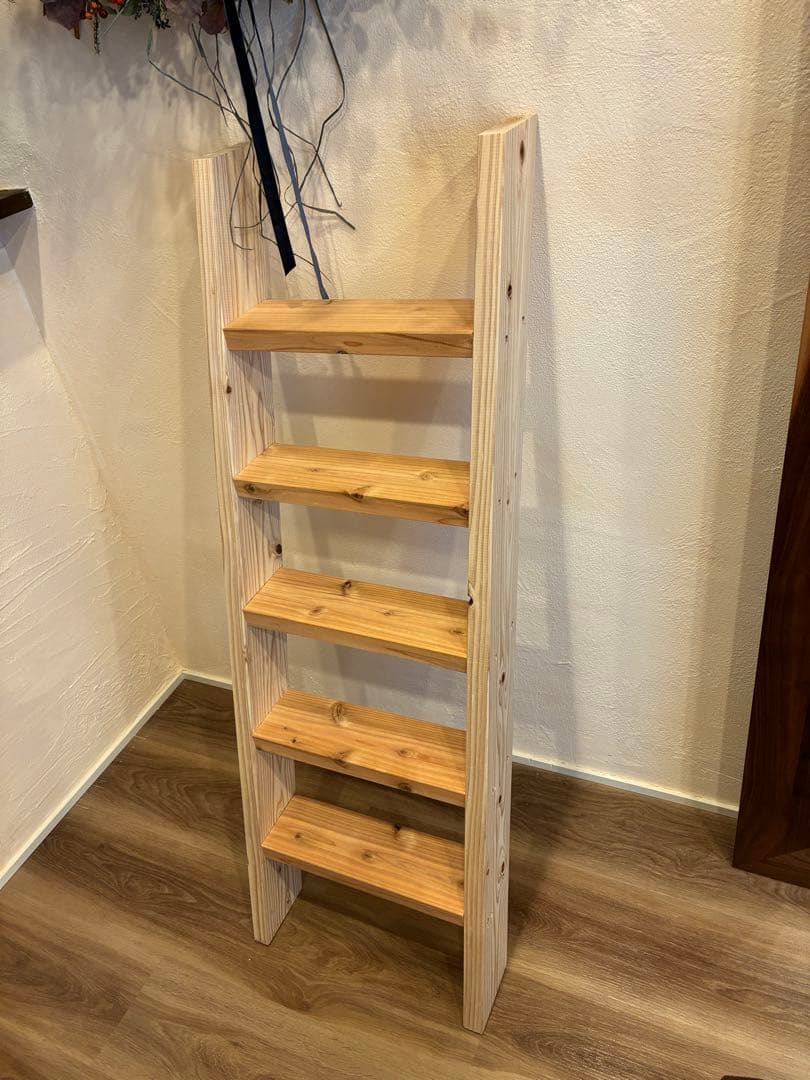 ラダーラック 5段 木製 無垢材 スリム 棚 おしゃれ 北欧 ナチュラル壁面収納