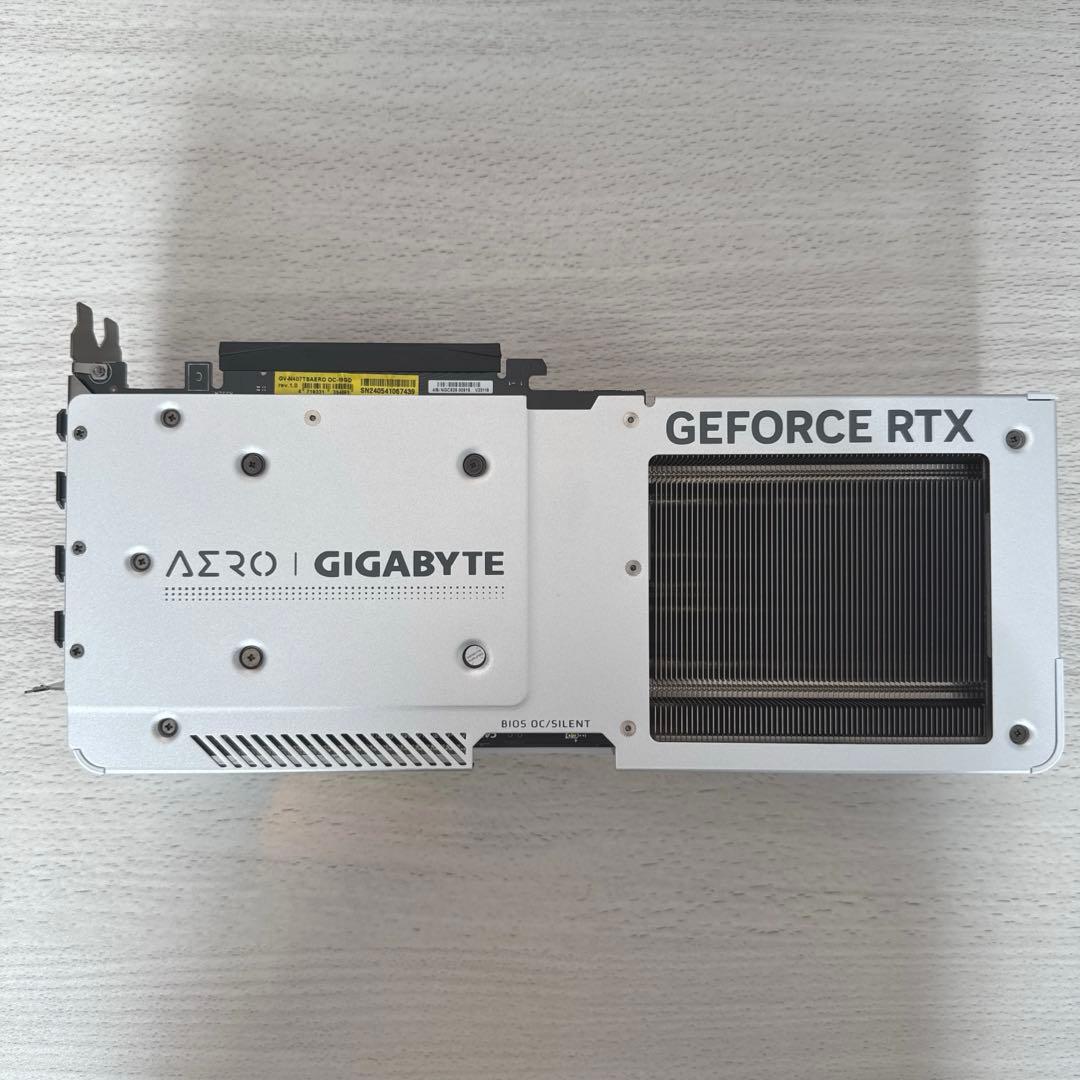 【美品】GIGABYTE RTX4070Ti SUPER AERO OCモデル