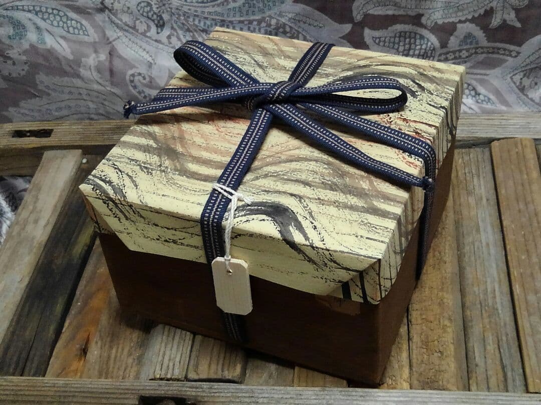 ♥骨董品　木彫り　仏像　木箱付き　仏様　仏具　仏壇　彫刻