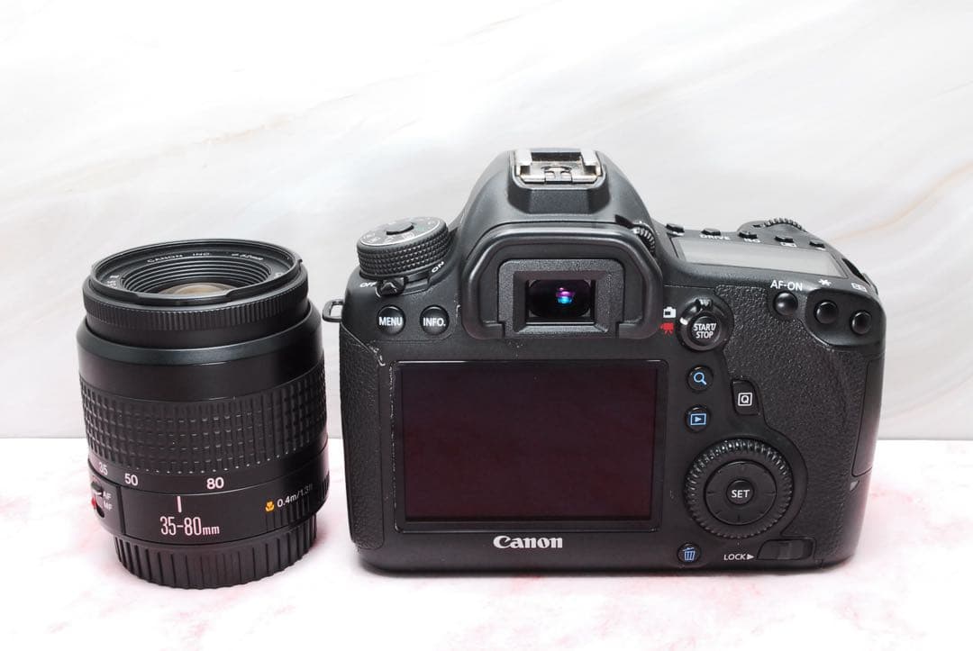 大人気❣️フルサイズ機❣️Canon EOS 6D★一眼レフ★初心者でも安心★