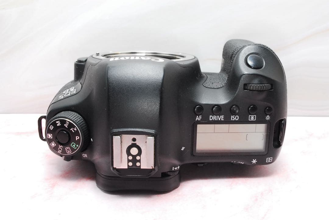 大人気❣️フルサイズ機❣️Canon EOS 6D★一眼レフ★初心者でも安心★