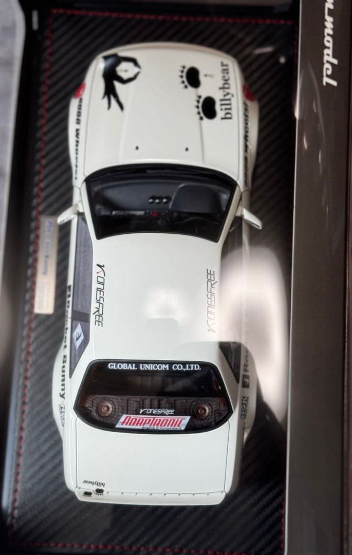 Rocket Bunny S14 V2 ホワイト 1/18イグニッションモデル