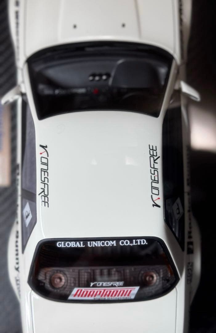 Rocket Bunny S14 V2 ホワイト 1/18イグニッションモデル