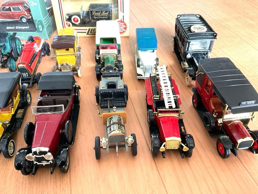 クラシックカー ミニカー コレクション 18台