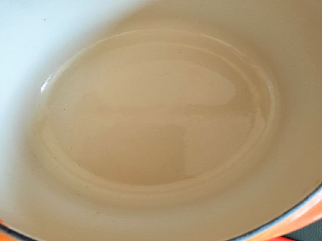 送料半額セール　LE CREUSET 両手鍋 オレンジ25センチ