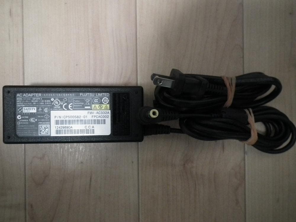 富士通 ノートパソコン LIFEBOOK WA1/M/中古特価良品