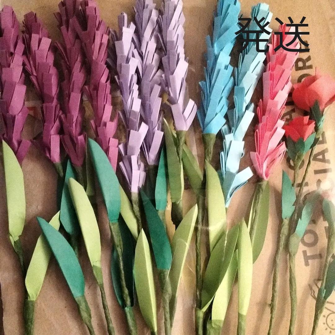 【shouko.m.m1965ページです】ラベンダー10本とミニ薔薇3本