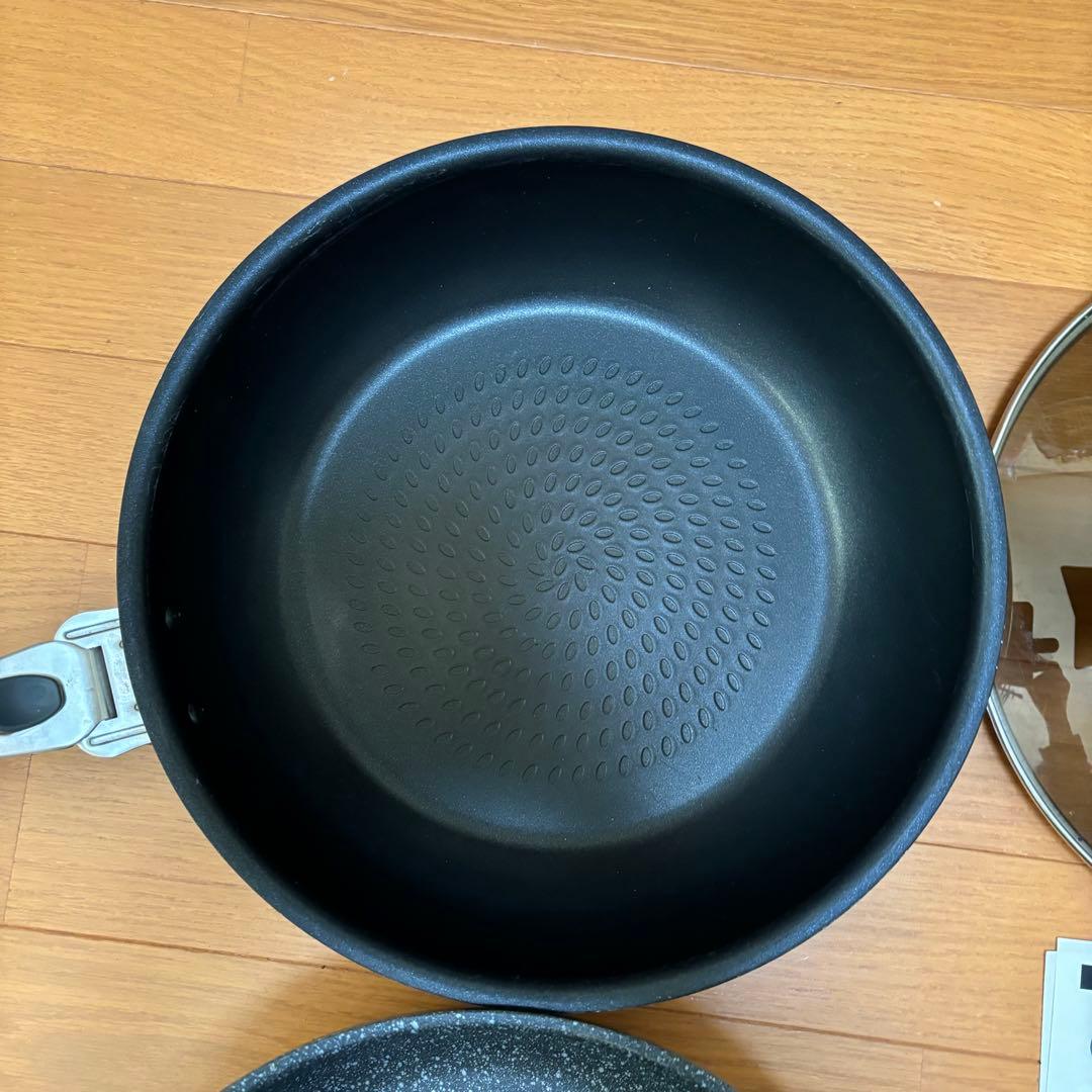 美品 10年保証フライパン28cm IH&直火 2つ&ガラス蓋