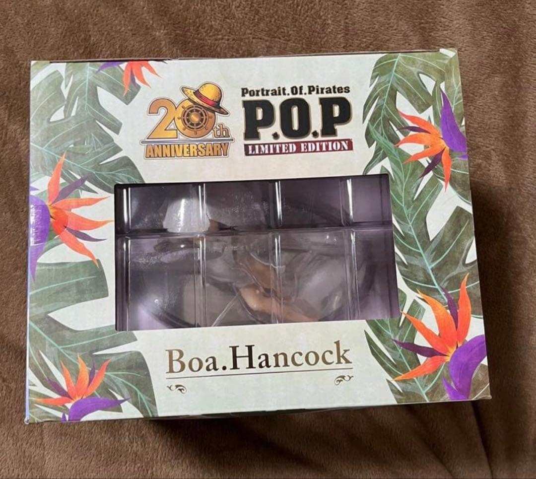 ONE PIECE 限定版 ボア・ハンコックフィギュア新品未開封