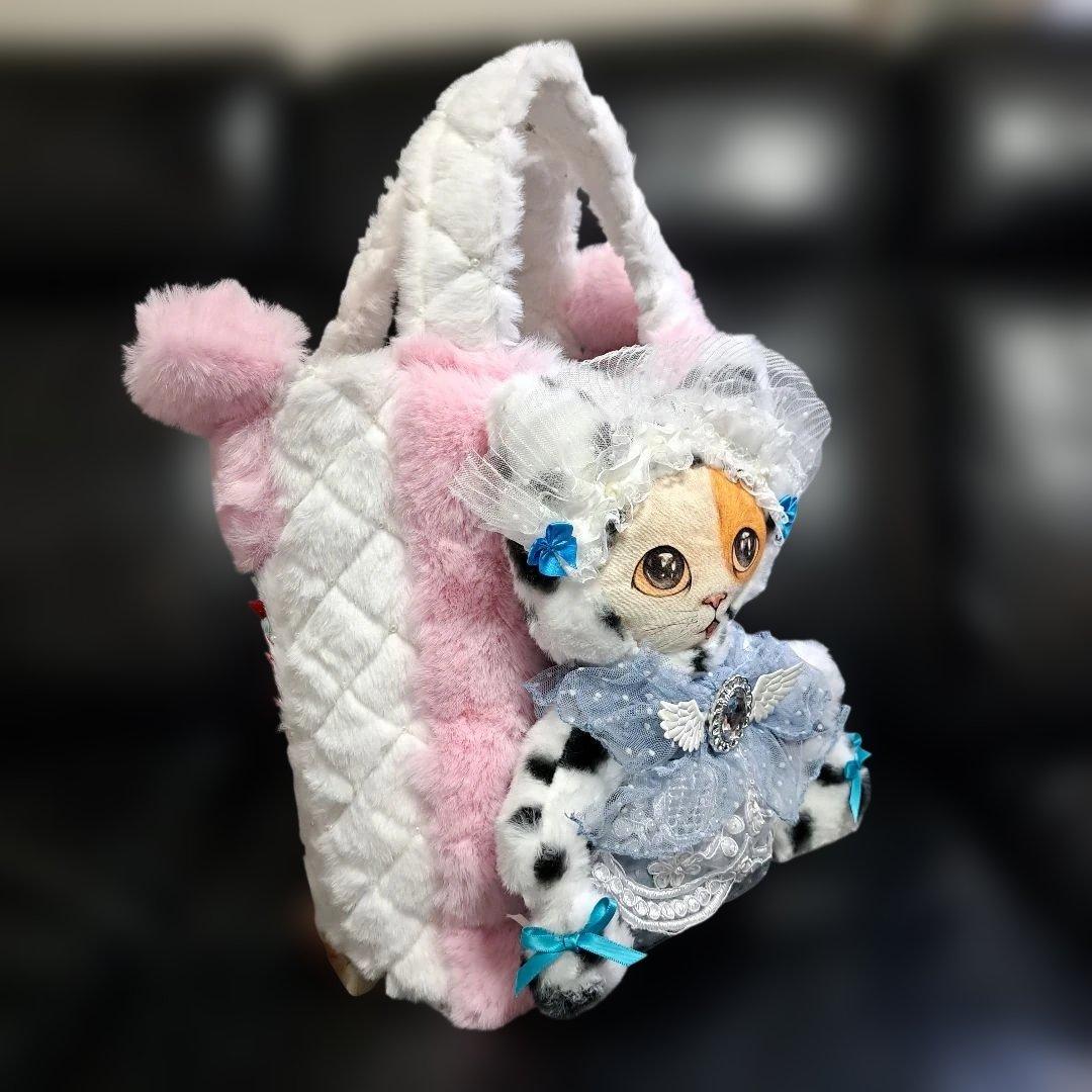 ゆ*ら様 コヤンイサムチョン♥️バレンタイン　デカニャンコ　ピンクファーホワイト