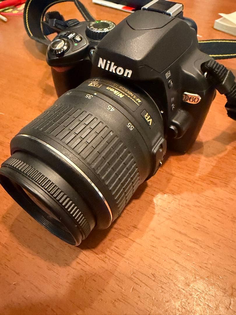 ■ニコン　Nikon D60+AF-S DX NIKKOR 18-55