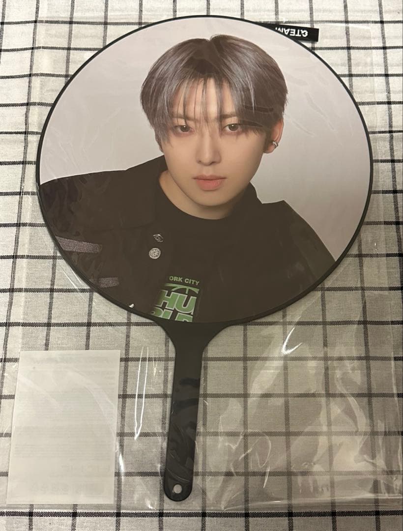 &TEAM　うちわ　FUMA　フウマ　First paw print　パウプリ