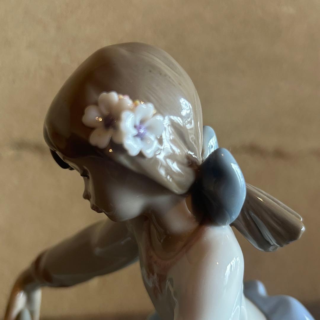 Lladro リヤドロ　「風邪をひかないように」陶器人形　26.2.11-1