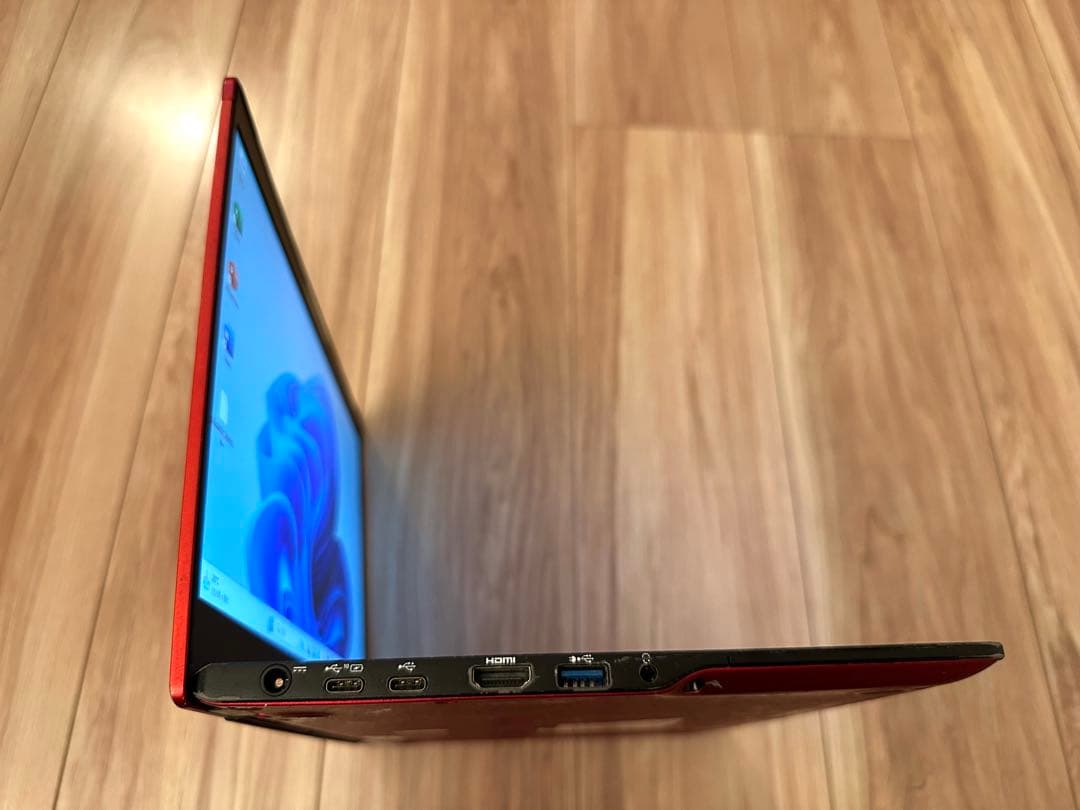 軽量777g Win11/office21付 赤LIFEBOOK U939/A