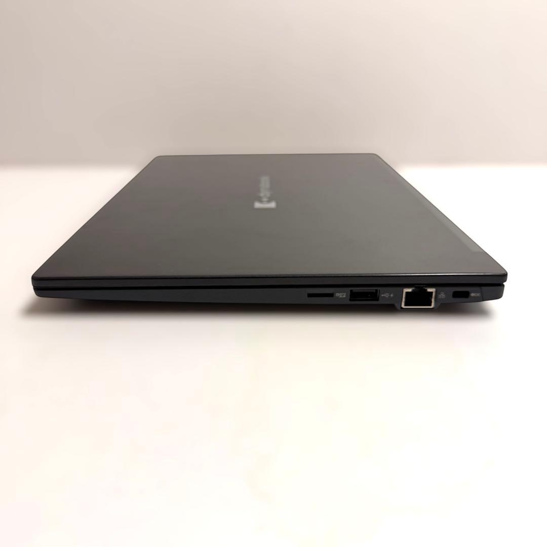 東芝 dynabook G83/HU 2022年製 第11世代 バッテリー消耗少