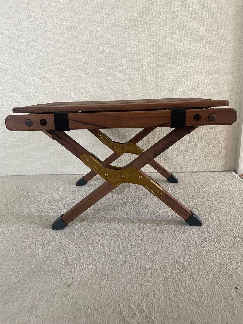 NORAs サイドテーブル　ウォールナット　真鍮