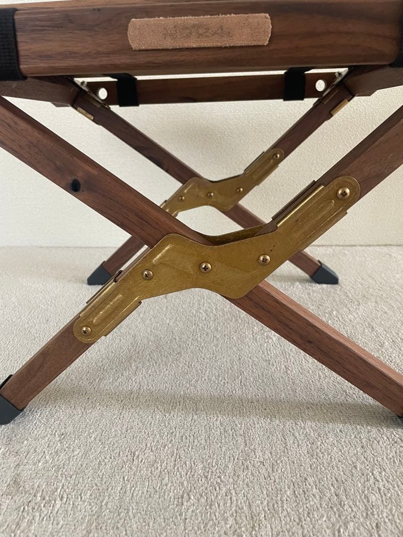 NORAs サイドテーブル　ウォールナット　真鍮