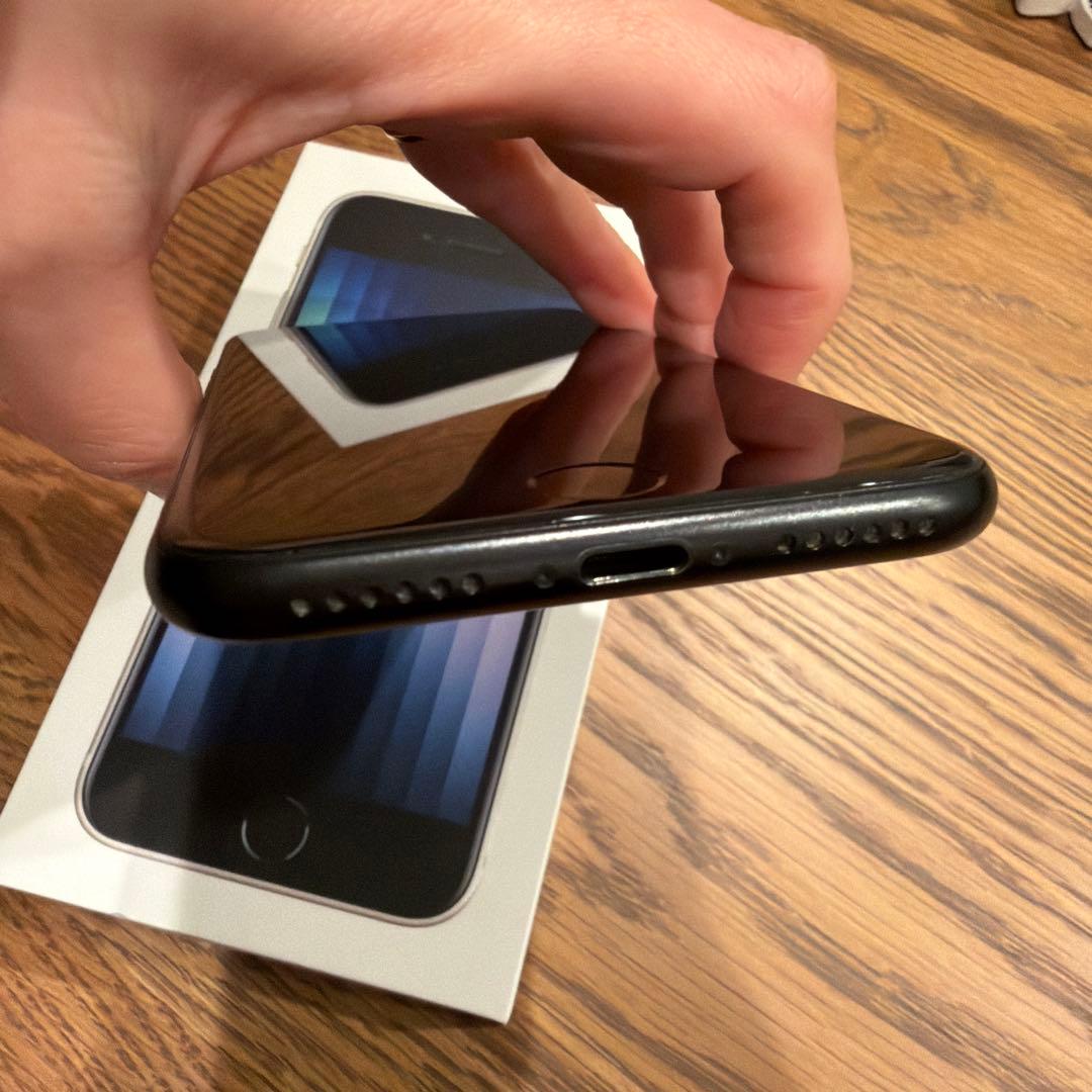iPhone SE2 第2世代　128GB 最大容量86% ブラック