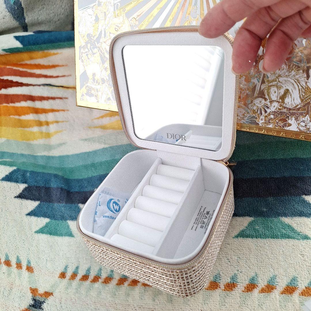 Dior ホリデーギフト 香水 ジュエリーボックス ノベルティー Dior会員