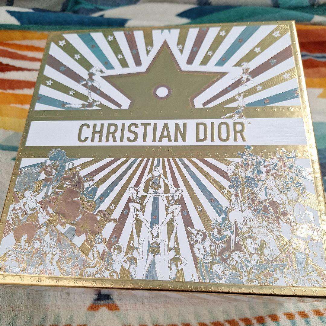 Dior ホリデーギフト 香水 ジュエリーボックス ノベルティー Dior会員