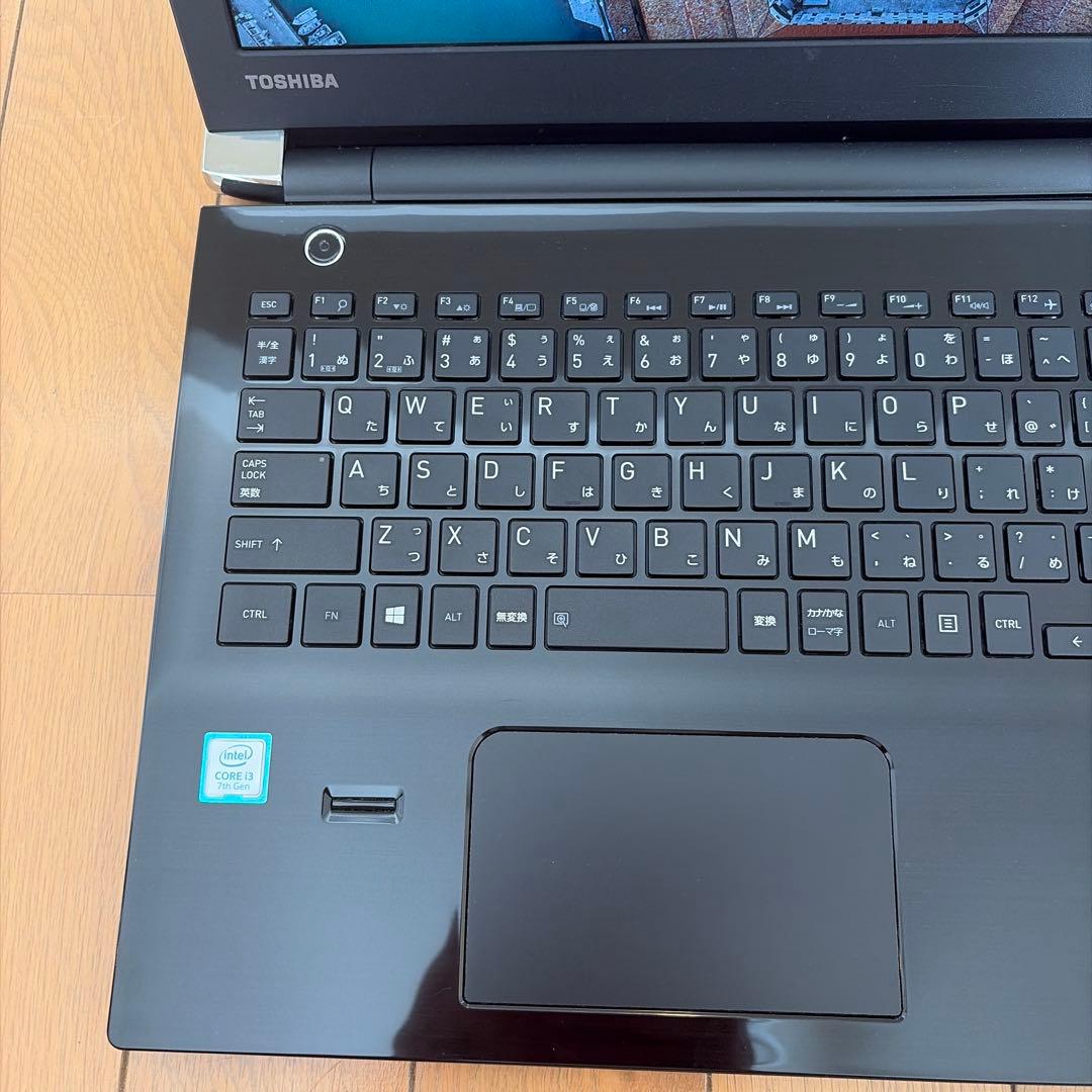 美品 東芝Dynabook T55/CB i3-7100U SSD512GB