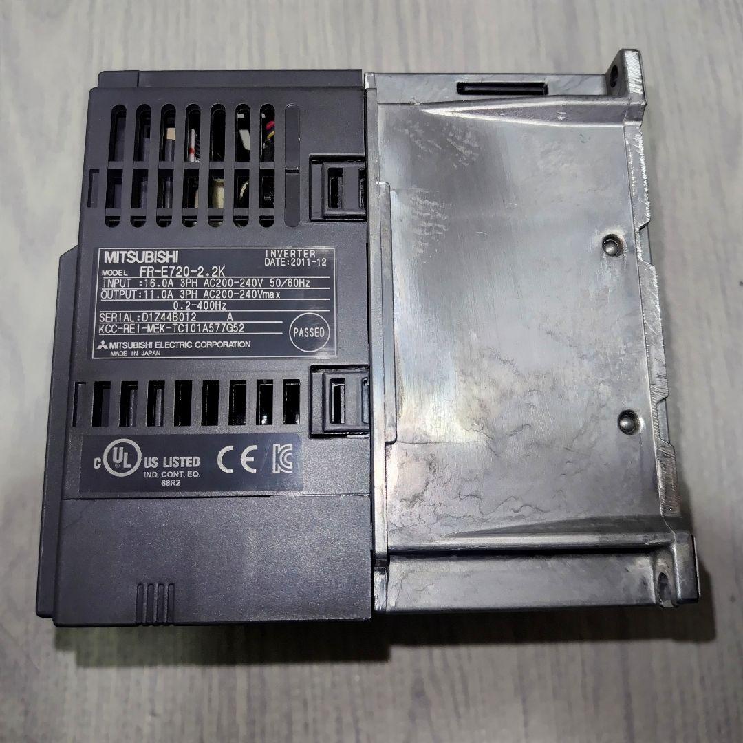三菱電機 MITSUBISHI インバーター2.2KW FR-E720-2.2K