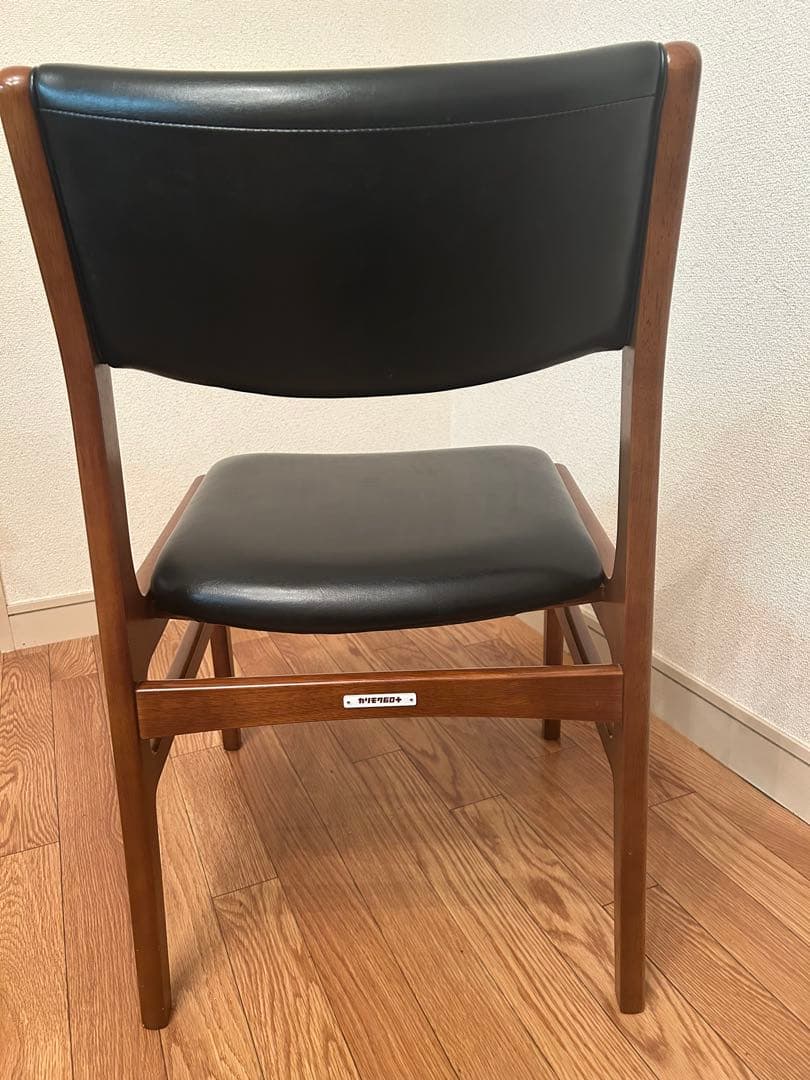 カリモク60 アームレスダイニングチェア スタンダードブラック 1脚