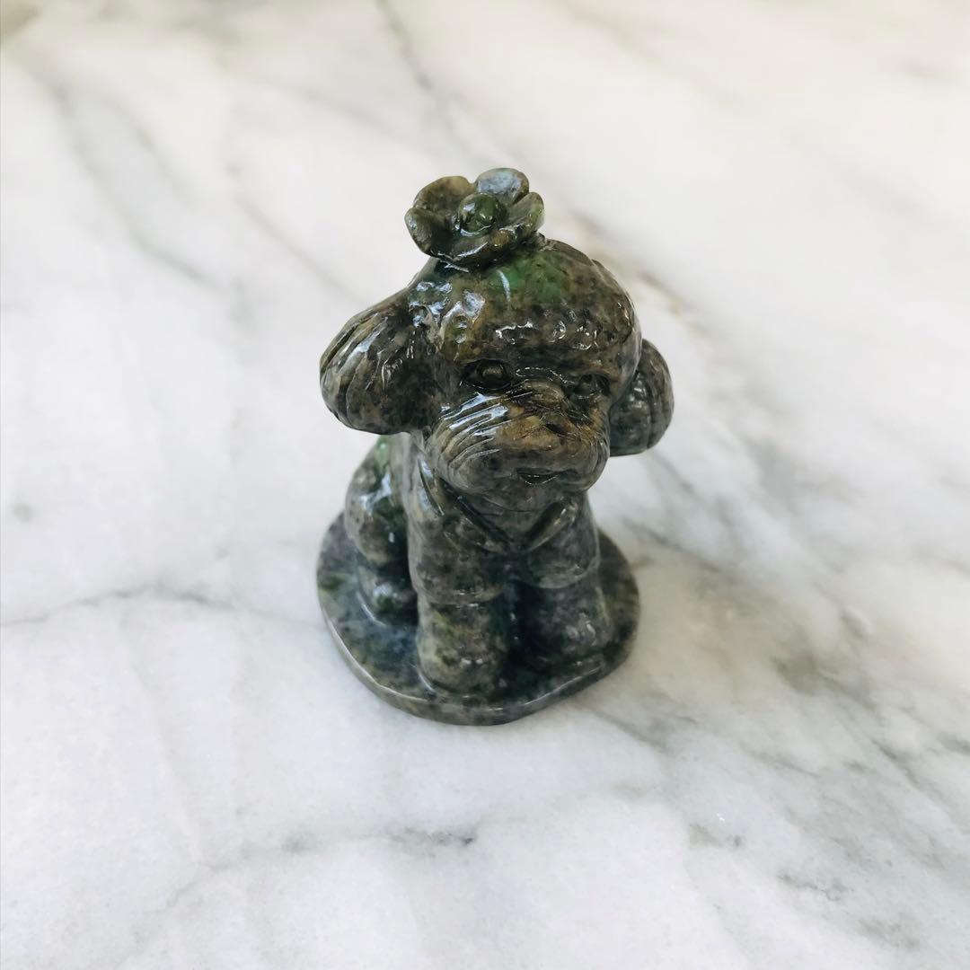 [O130-001］翡翠　インテリア　オブジェ　ミャンマー産　トイプードル