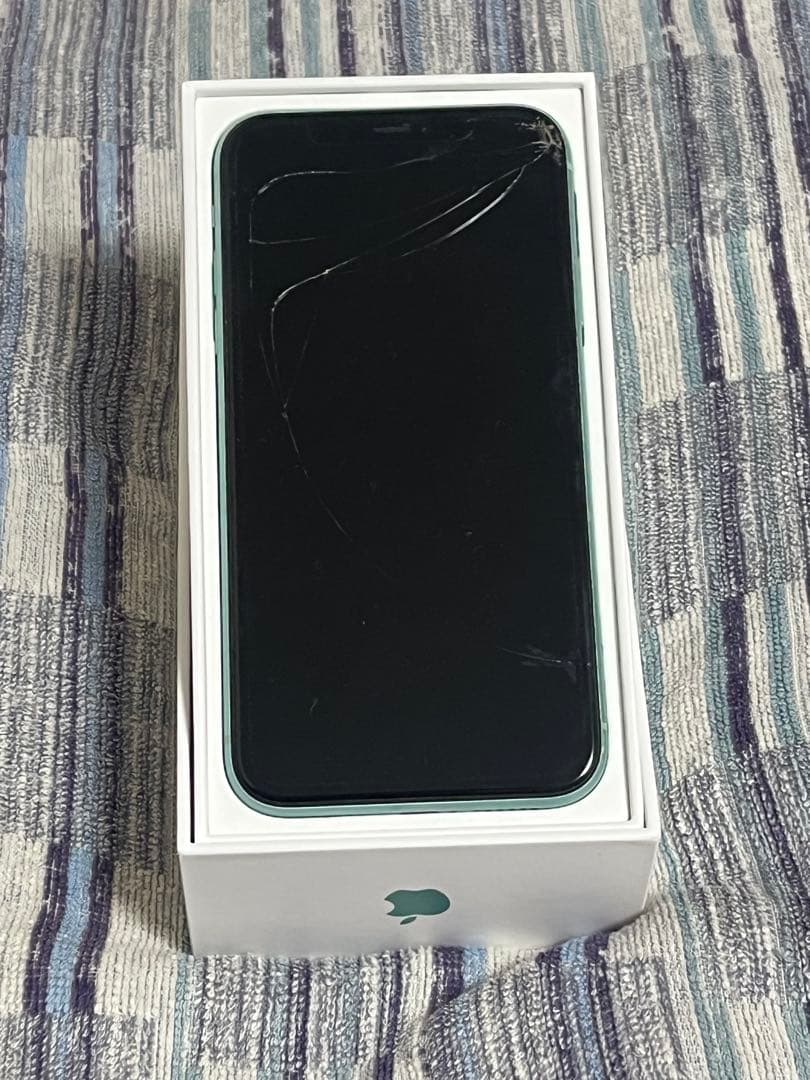 [訳あり] Apple iPhone 11 ミントグリーン 128GB
