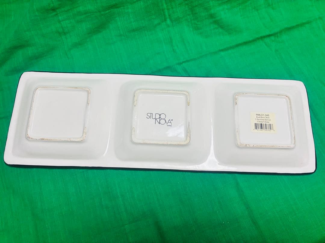 STUDIO NOVA のレッドホットチリ皿⭐︎