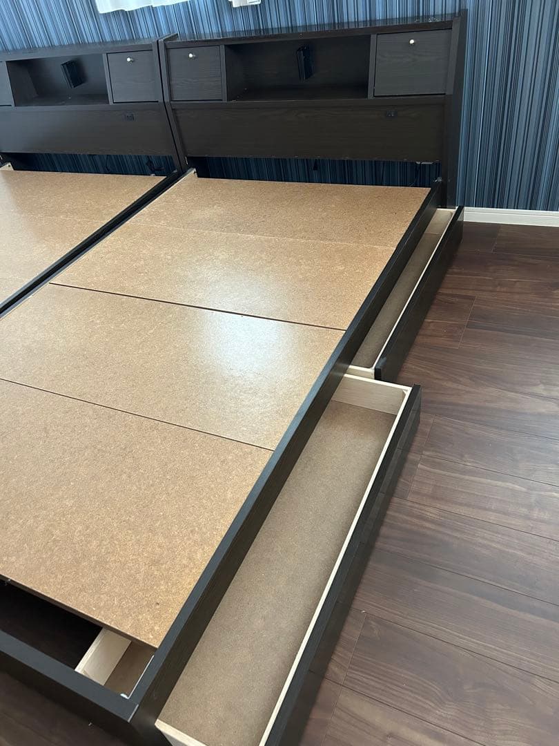 セミダブルベッドフレーム 引き出し付き 1台