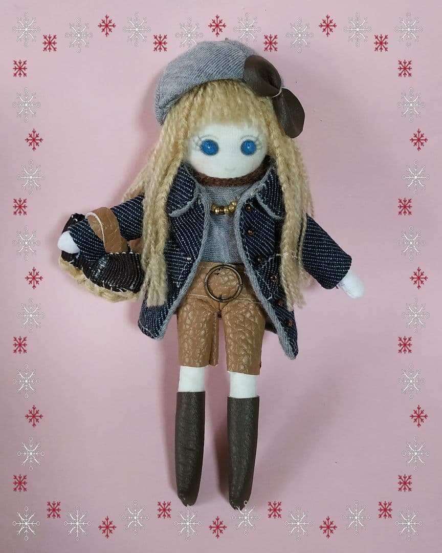 ドールチャーム　バッグチャーム　ハンドメイド　人形