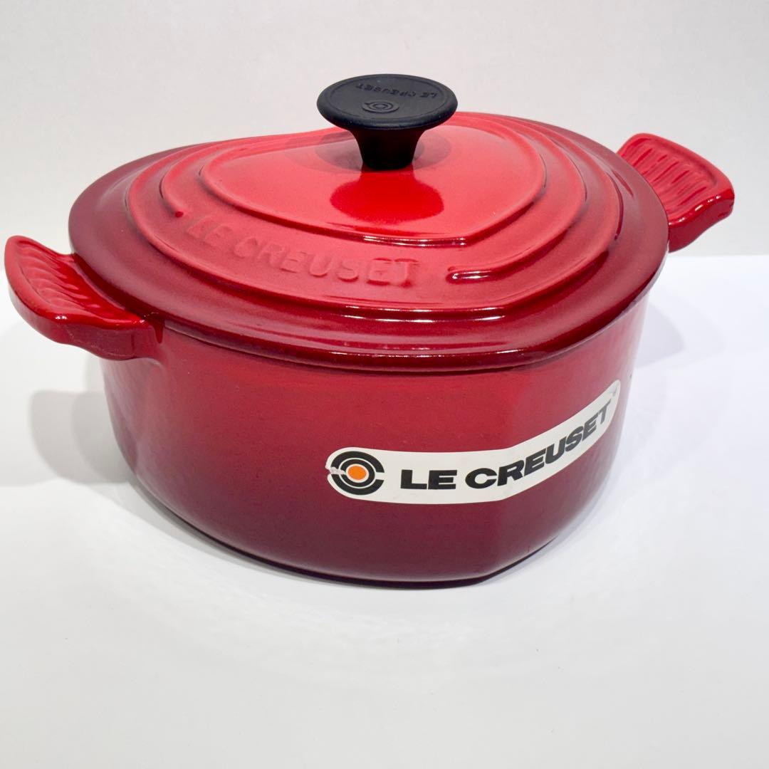 最終値下げ！新品・未使用品！LE CREUSET ハート型 両手鍋 レッド