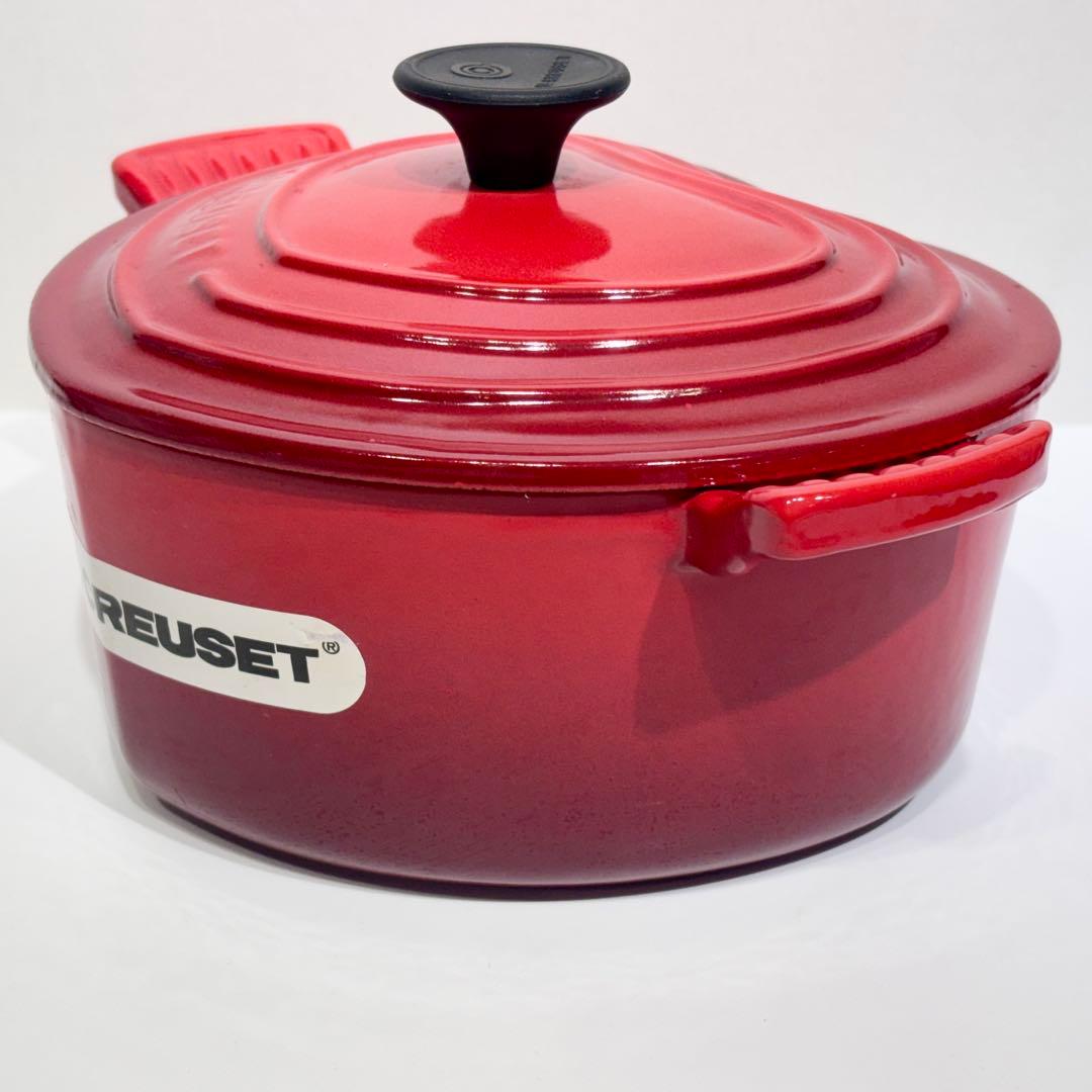 最終値下げ！新品・未使用品！LE CREUSET ハート型 両手鍋 レッド