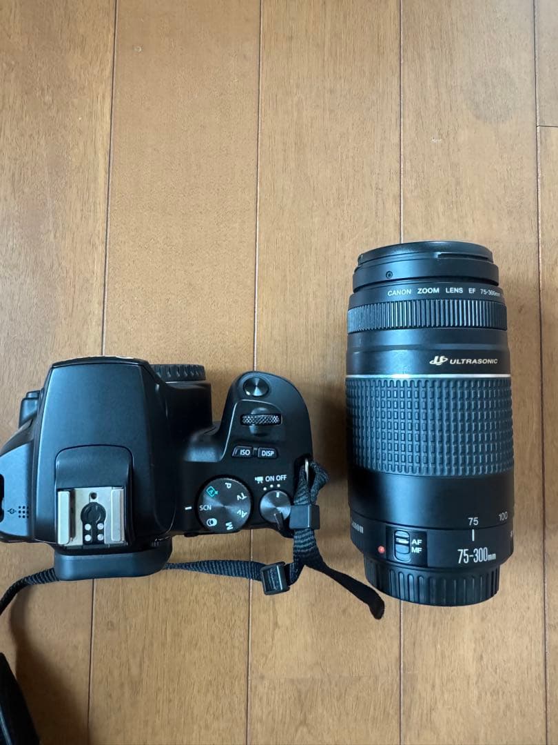 一眼レフカメラ Canon kiss X10望遠レンズセット