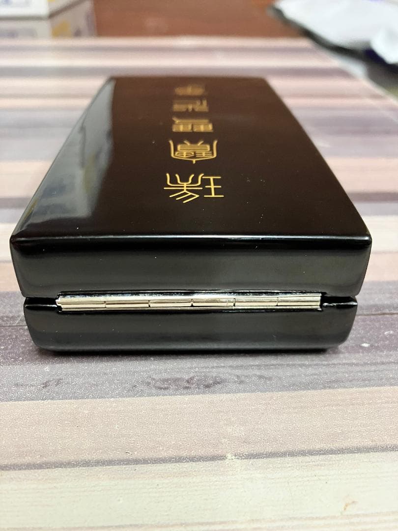 美品　勲章　瑞賓雙光章　瑞宝双光章　共箱あり　略綬あり